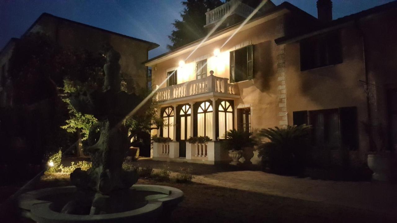 B&B Villa Fiorini Moniga del Garda Luaran gambar