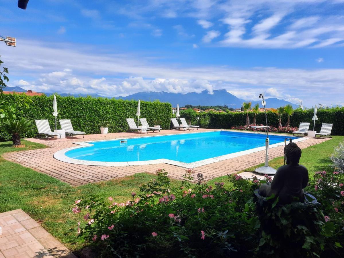 B&B Villa Fiorini Moniga del Garda Luaran gambar