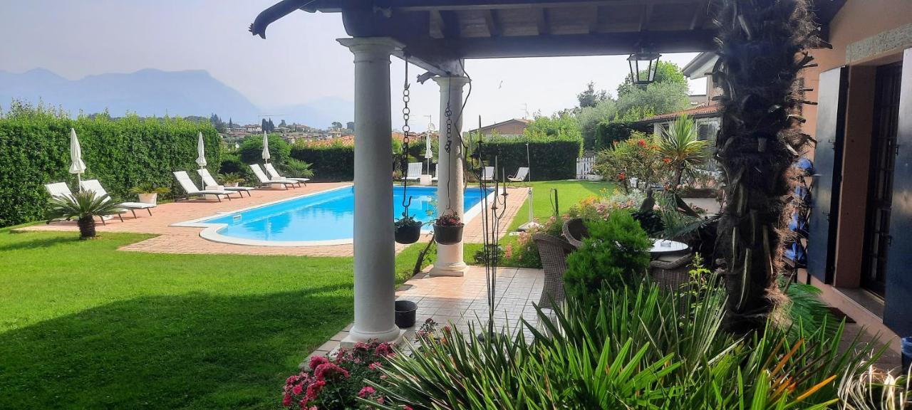 B&B Villa Fiorini Moniga del Garda Luaran gambar