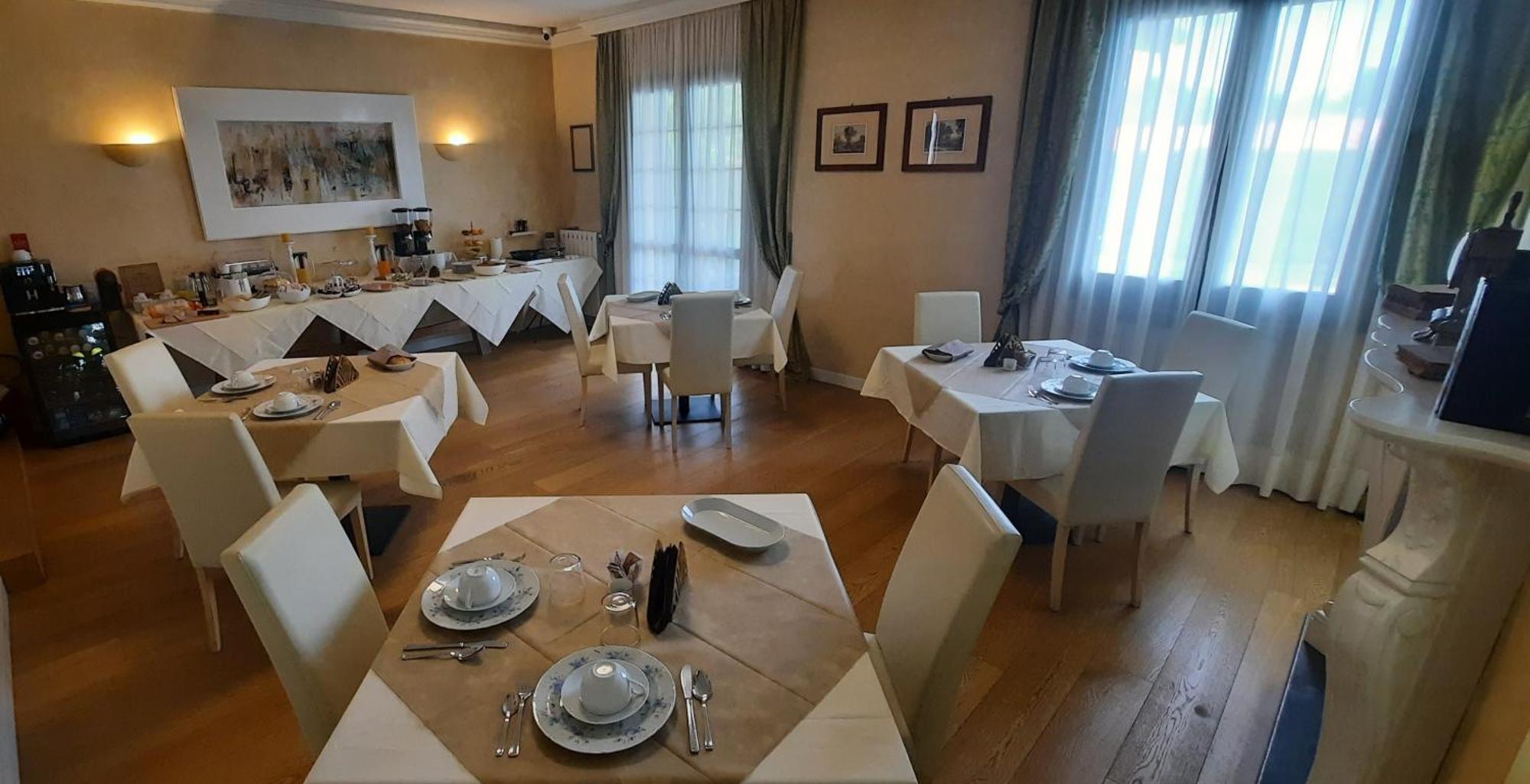 B&B Villa Fiorini Moniga del Garda Luaran gambar