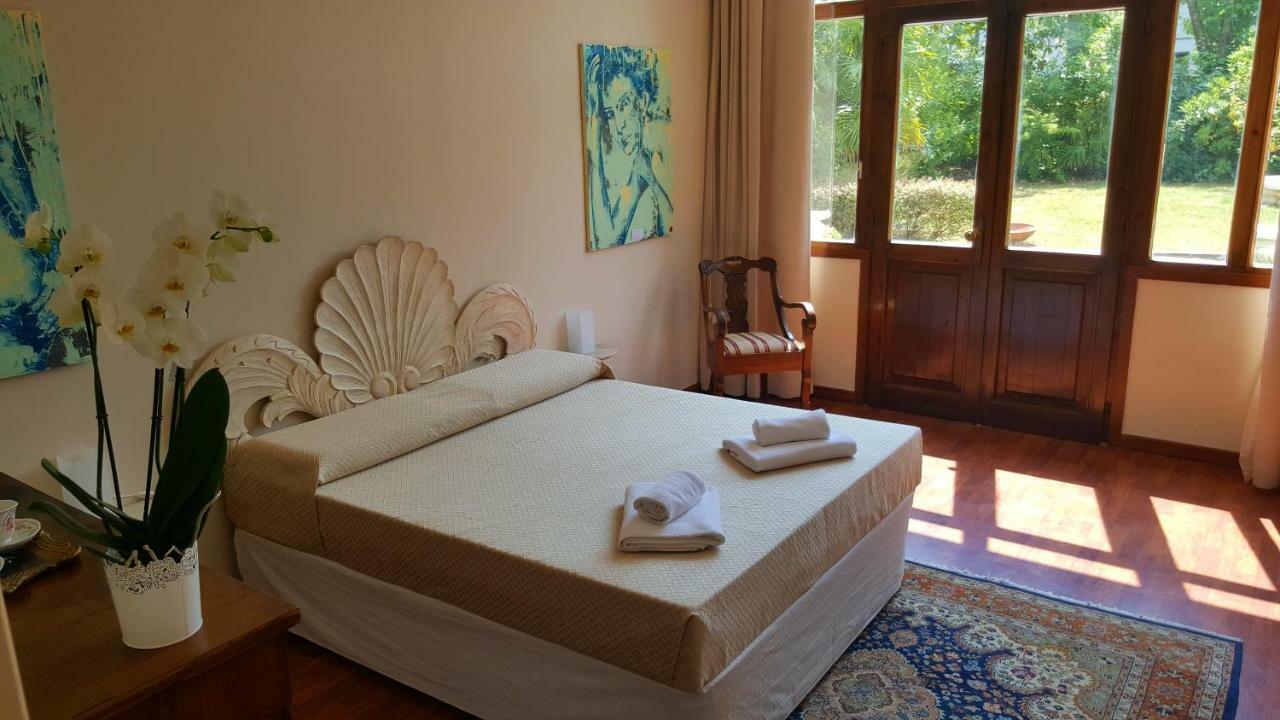 B&B Villa Fiorini Moniga del Garda Luaran gambar