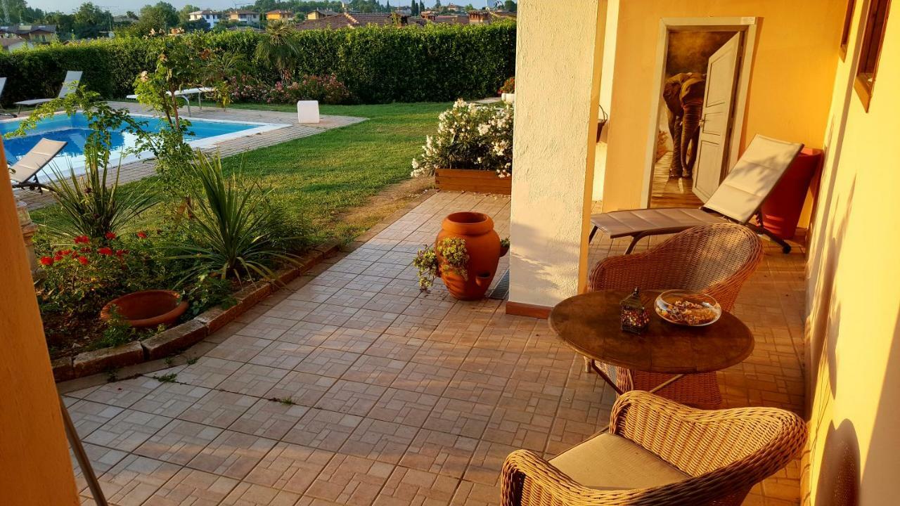 B&B Villa Fiorini Moniga del Garda Luaran gambar