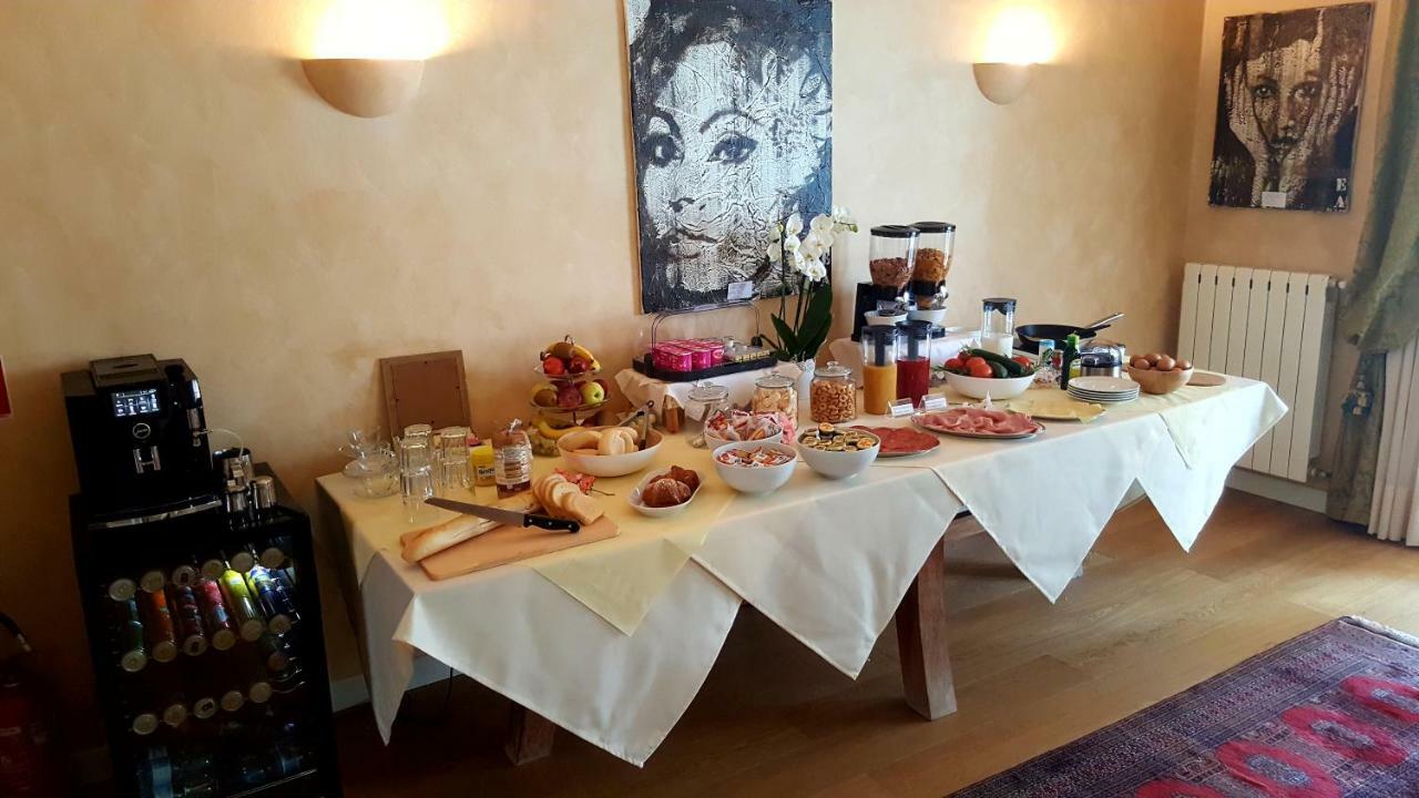 B&B Villa Fiorini Moniga del Garda Luaran gambar