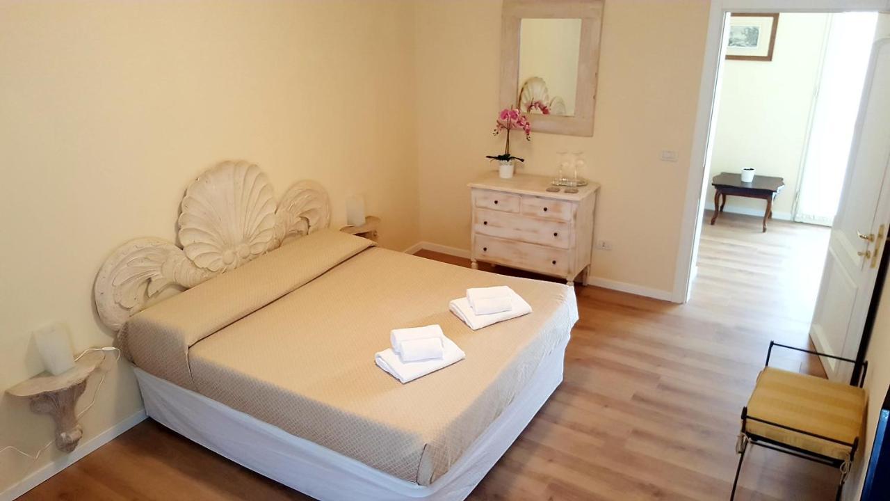 B&B Villa Fiorini Moniga del Garda Luaran gambar